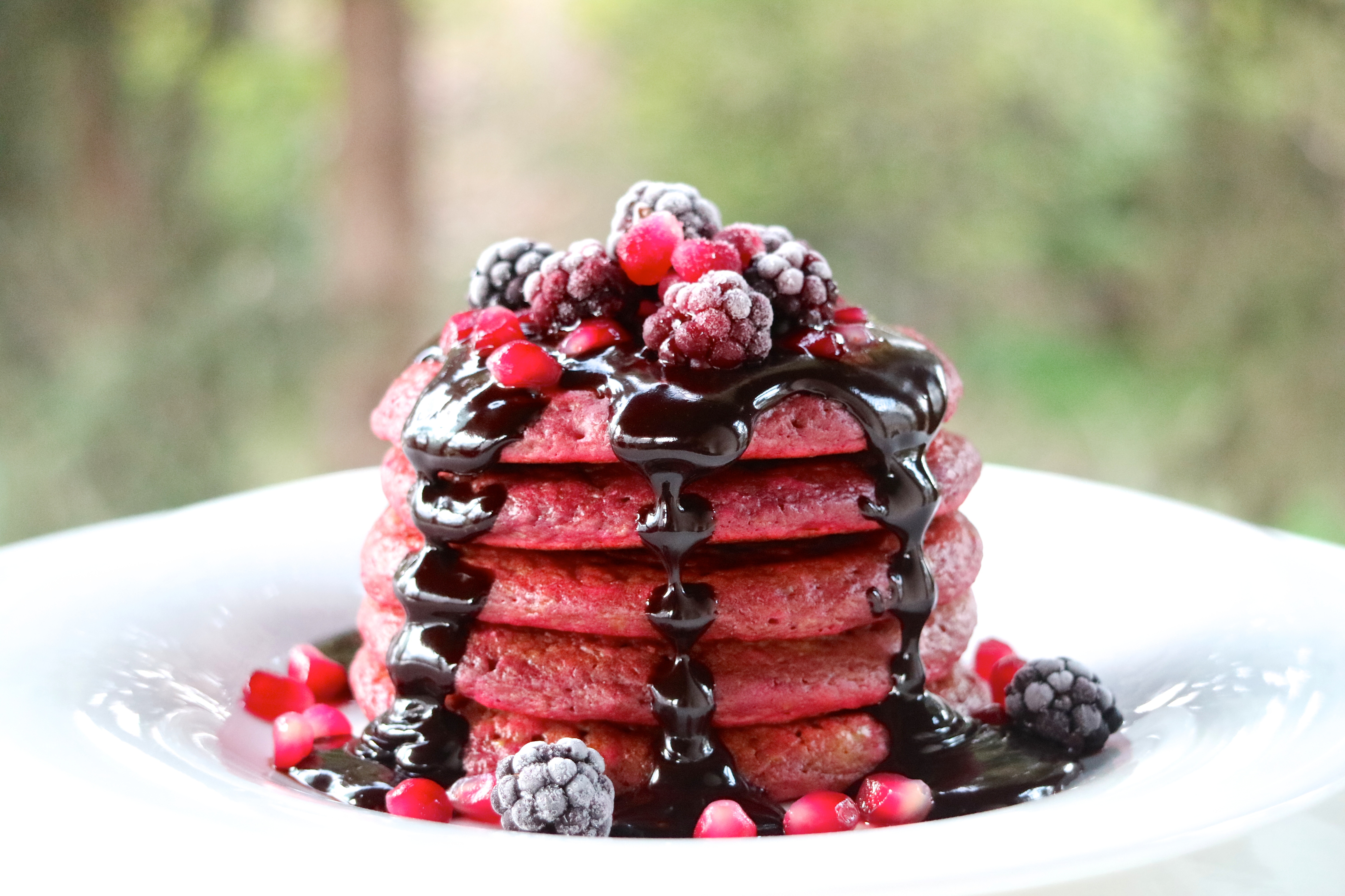 BEETROOT PANCAKES WITH NUTELLA SAUCE - HatiBon English